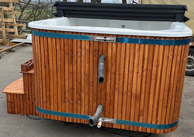 Hottub Außenofen Jacuzzi Whirlpool LED Entspannung